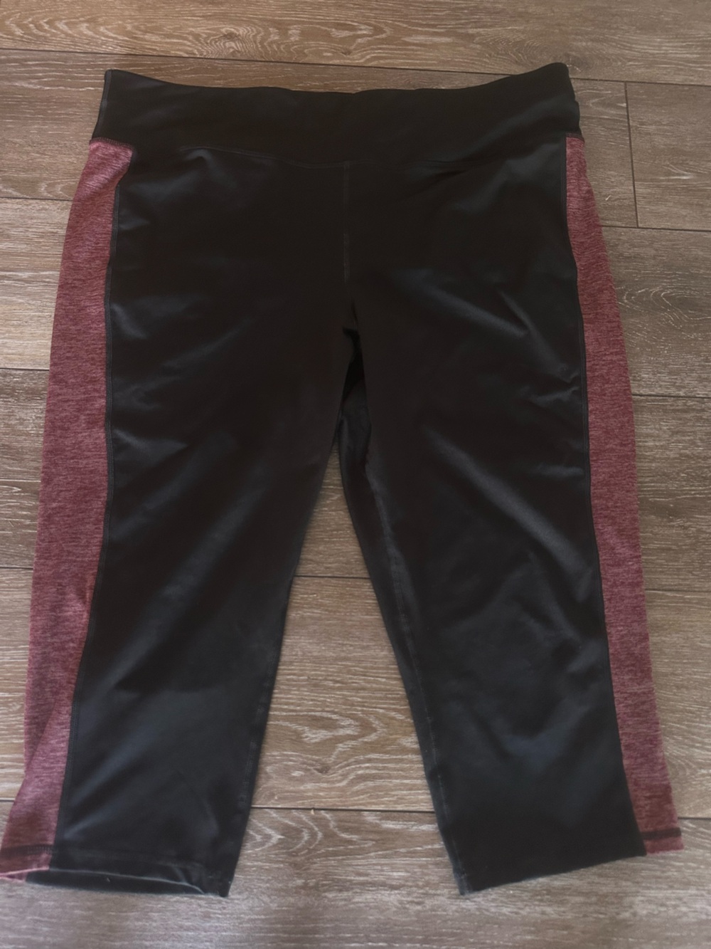 Ideology Black Leggings with Dark Maroon Accents